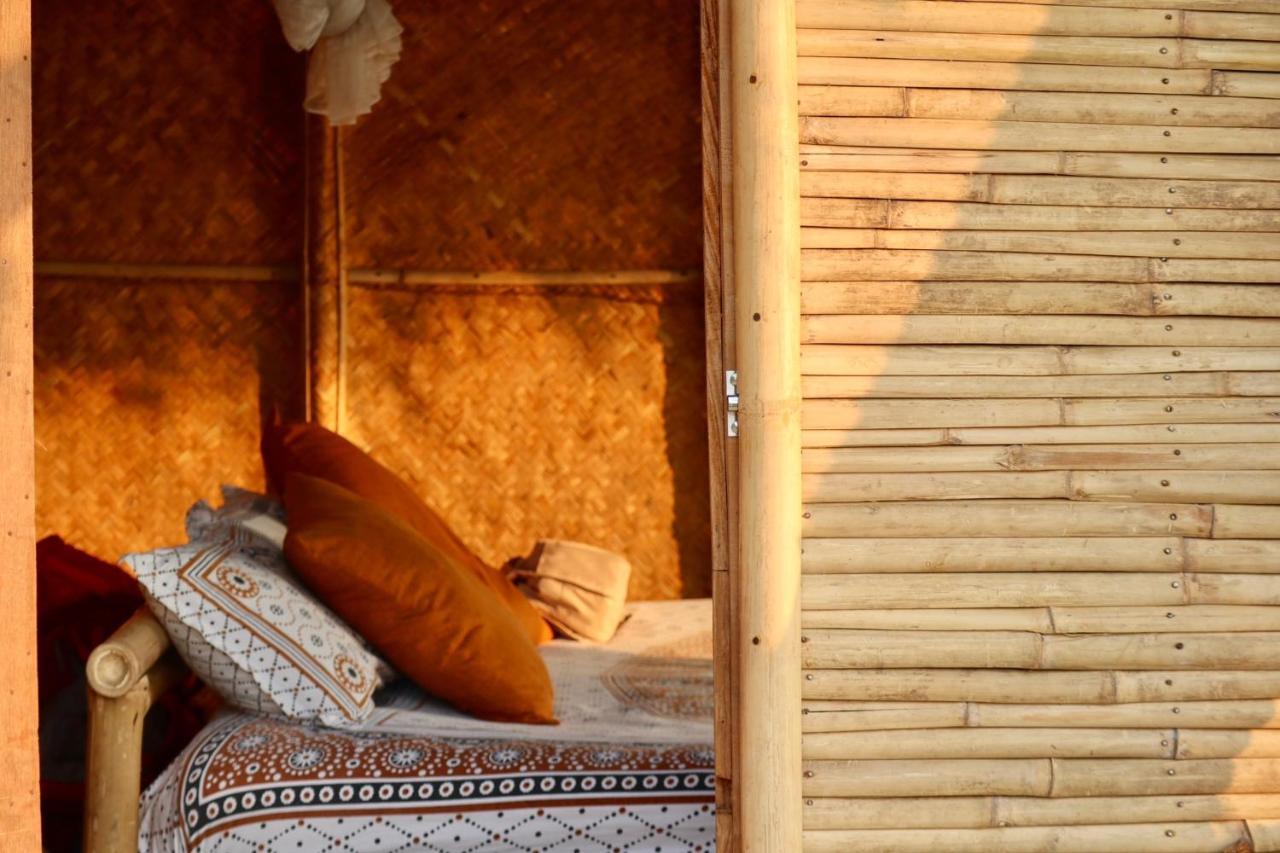 Happy Lemon Tree Lodge Sauraha Εξωτερικό φωτογραφία