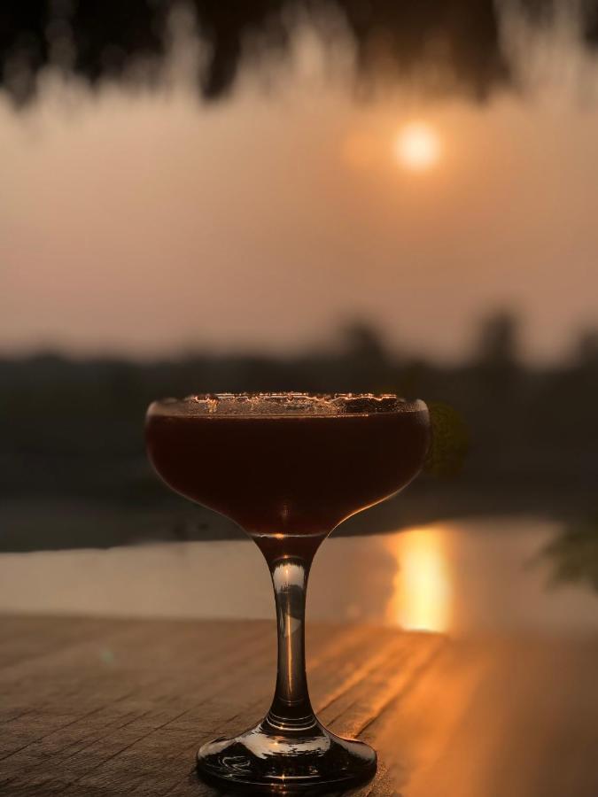 Happy Lemon Tree Lodge Sauraha Εξωτερικό φωτογραφία
